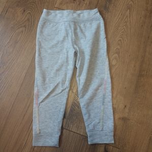 Girls under armour joggers 2t